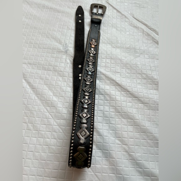 Unique Tribal Design Belt - Picture 5 of 11